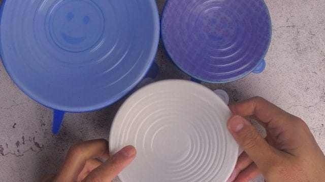 REVIEWING THE SILICONE STRETCH LIDS The Simple Entrepreneur Silicone Lids different sizes bowls