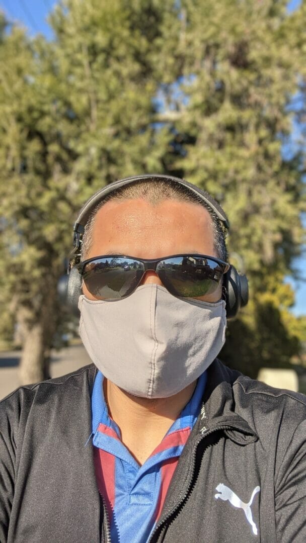 RUNNING WITH A FACE MASK