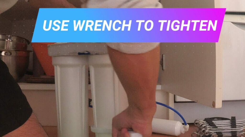 HOW TO REPLACE THE FILTERS IN A 3 STAGE WATER FILTER SYSTEM use wrench to tighten