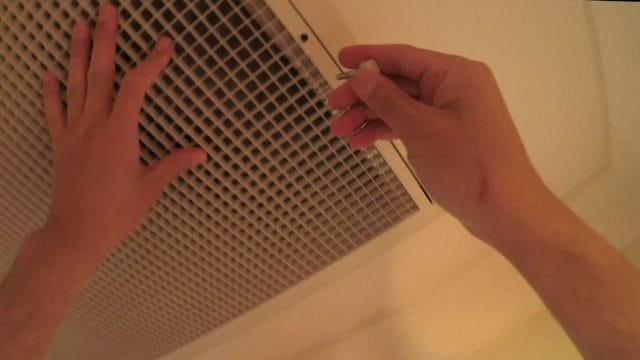 HOW TO REPLACE THE DUCTED AIR CONDITIONER FILTER reinstall screw