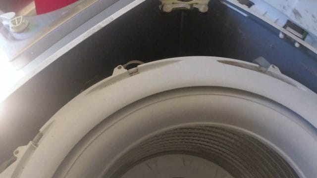 REPLACING THE SUSPENSION BANDS ON THE FISHER AND PAYKEL WASHING MACHINE snapped trap
