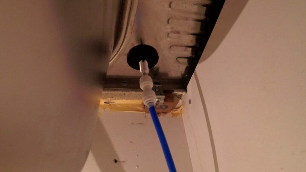 HOW TO REPLACE FAUCET WATER FILTER coupler