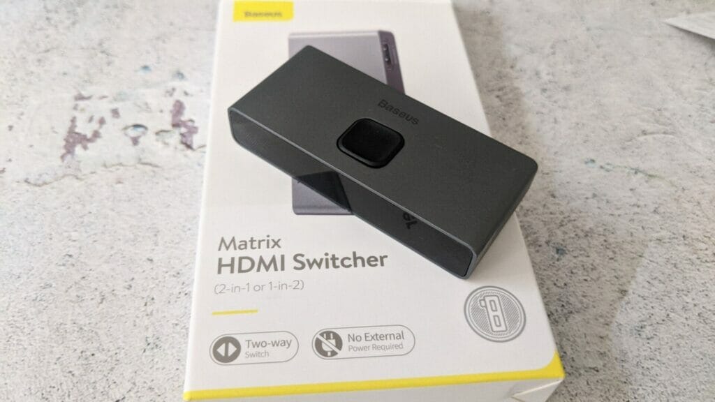 Baseus Matrix HDMI switcher top