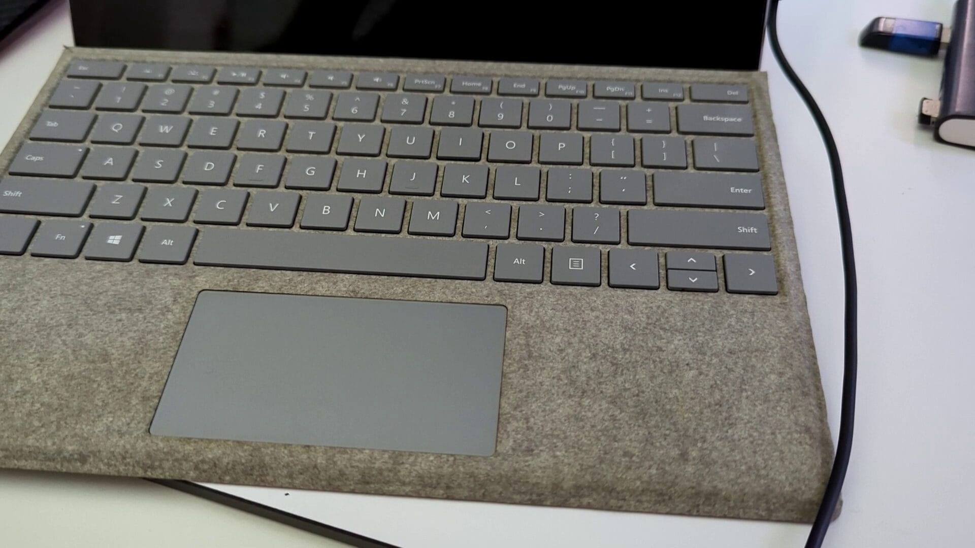 IS THERE A FIX FOR THE MICROSOFT SURFACE PRO 4 TYPE COVER NOT DETECTING?