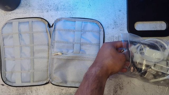 REVIEWING_AND_TESTING_CABLE_ORGANISER_CASE-0-00-44.png