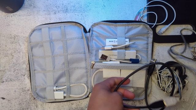 REVIEWING_AND_TESTING_CABLE_ORGANISER_CASE-0-01-40.png