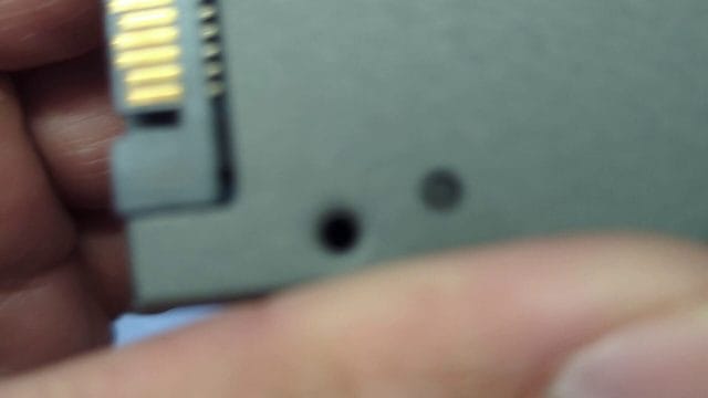 HAD_NO_CLUE_HOW_TO_OPEN_THIS_KINGSTON_SSD-0-00-24.png