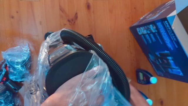 Unboxing_and_Testing_the_Bisell_Spot_Cleaner__Prof-0-02-13.png