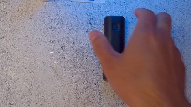 How_to_remove_the_stickiness_from_items_with_rubbe-0-00-00.png