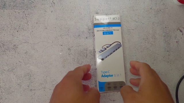Unboxing_and_testing_USB_8-1_adapter-0-00-00.png